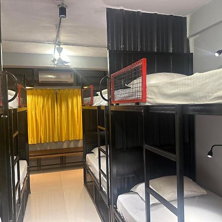 Travotale Hostel And Cowork Koregaonpark 푸네 외부 사진