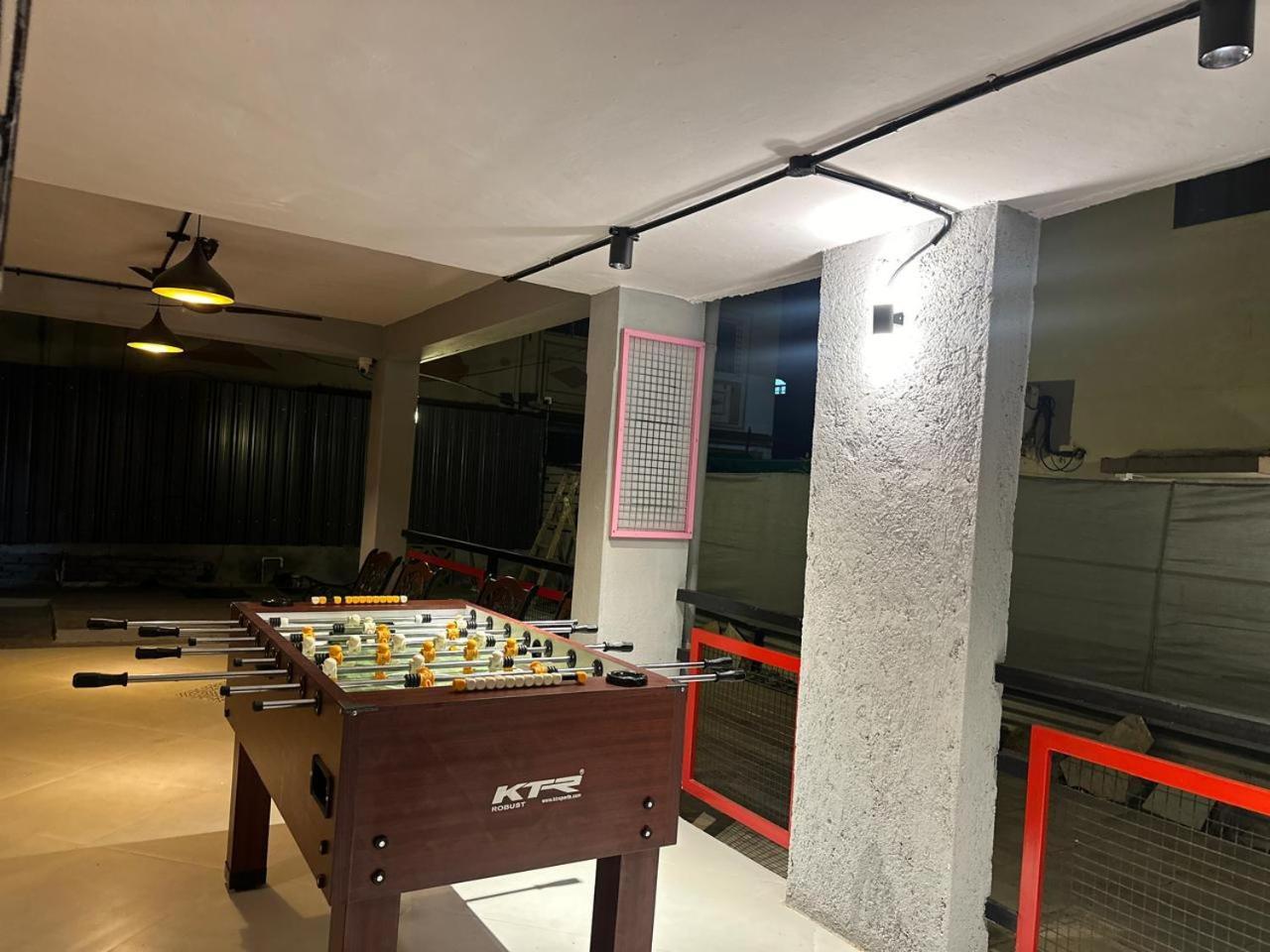 Travotale Hostel And Cowork Koregaonpark 푸네 외부 사진