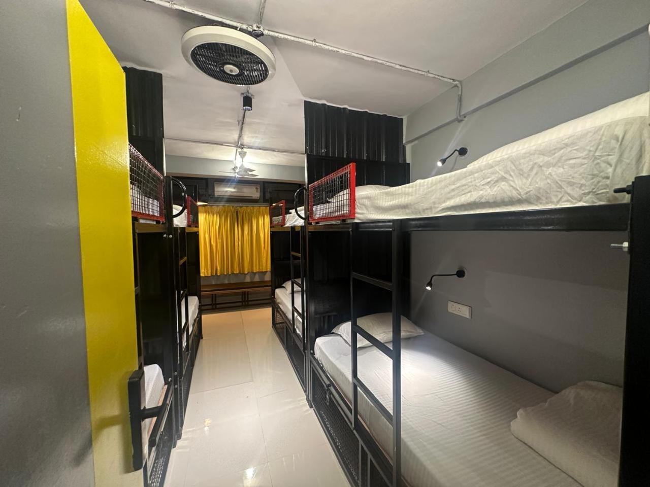 Travotale Hostel And Cowork Koregaonpark 푸네 외부 사진