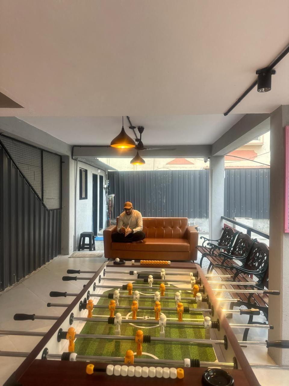 Travotale Hostel And Cowork Koregaonpark 푸네 외부 사진