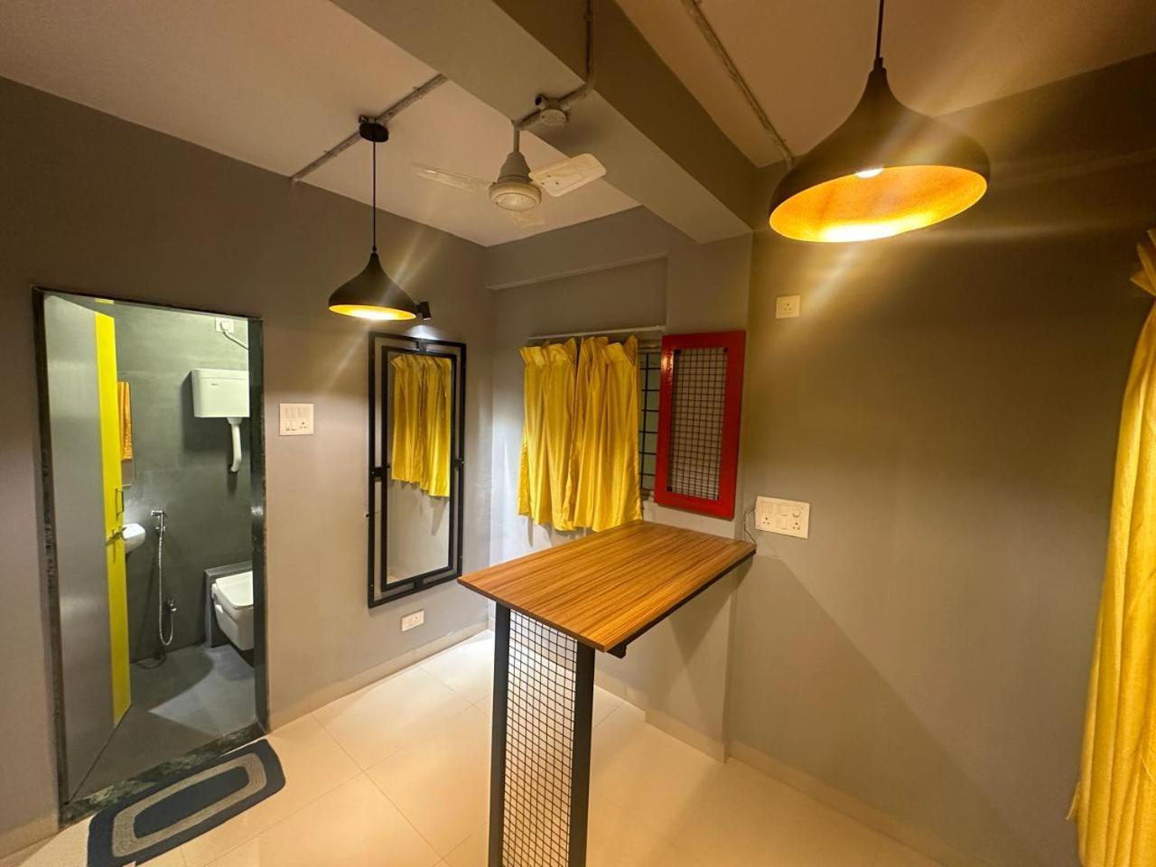 Travotale Hostel And Cowork Koregaonpark 푸네 외부 사진